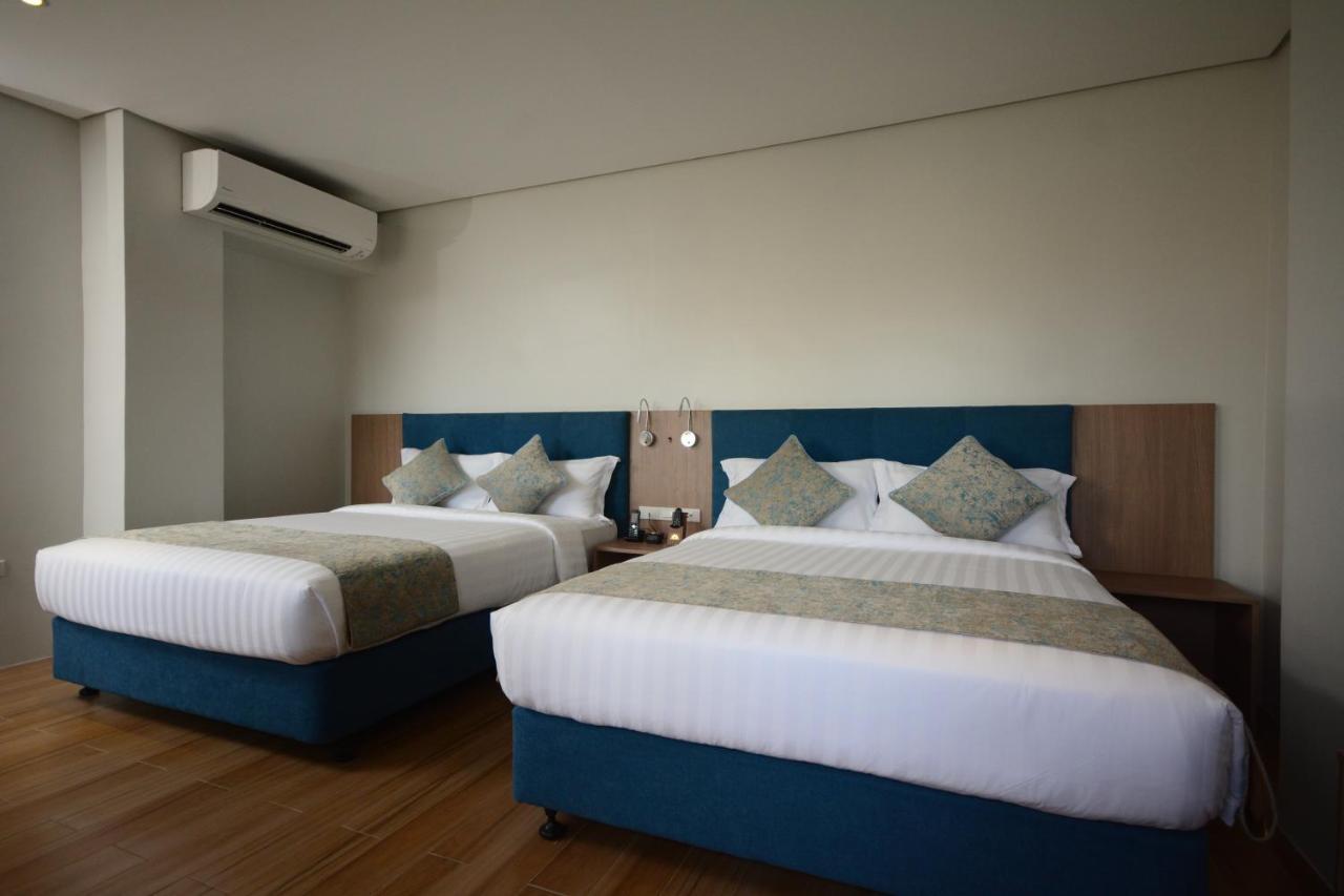 Blue Lotus Hotel Davao City Esterno foto